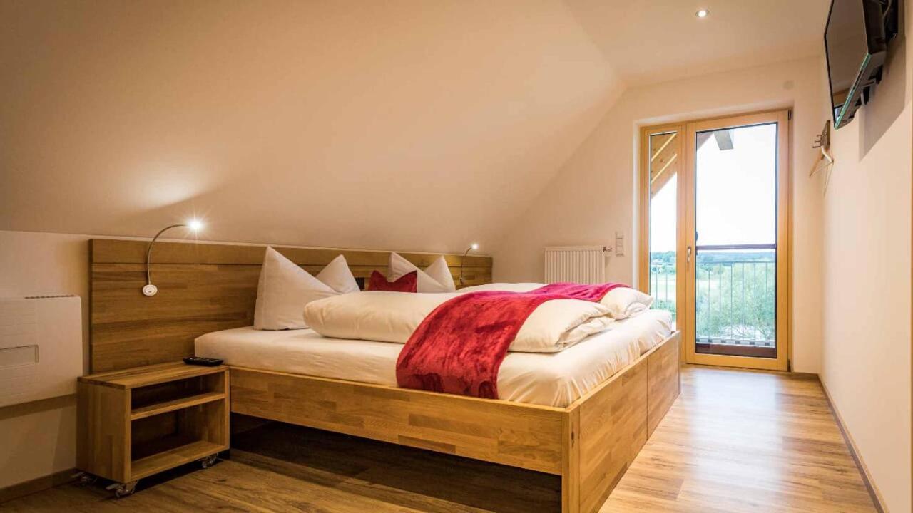 Urlaub Am Regen - Ferienhof Dirnberger Nittenau Ngoại thất bức ảnh